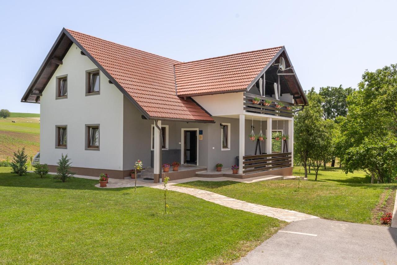 Deluxe Apartment With Jacuzzi - Patar Rakovica Esterno foto